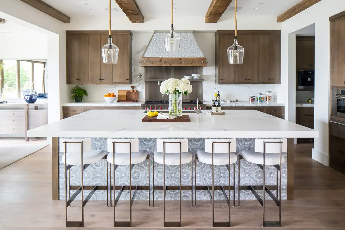 BLACKBAND_DESIGN_NEWPORT_COAST_KITCHEN_CEILING_BEAMS PROJECT NEWPORT COAST // STAND ARCHITECTS // RS MYERS // BLACKBAND DESIGN // RYAN GARVIN PHOTOGRAPHY
