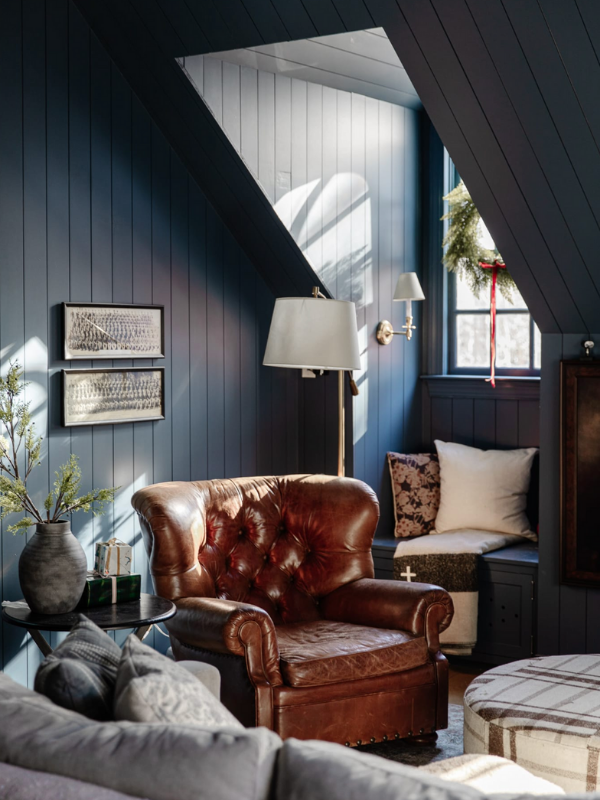 DESIGN:CHRIS LOVES JULIA // FARROW & BALL STIFFKEY BLUE  