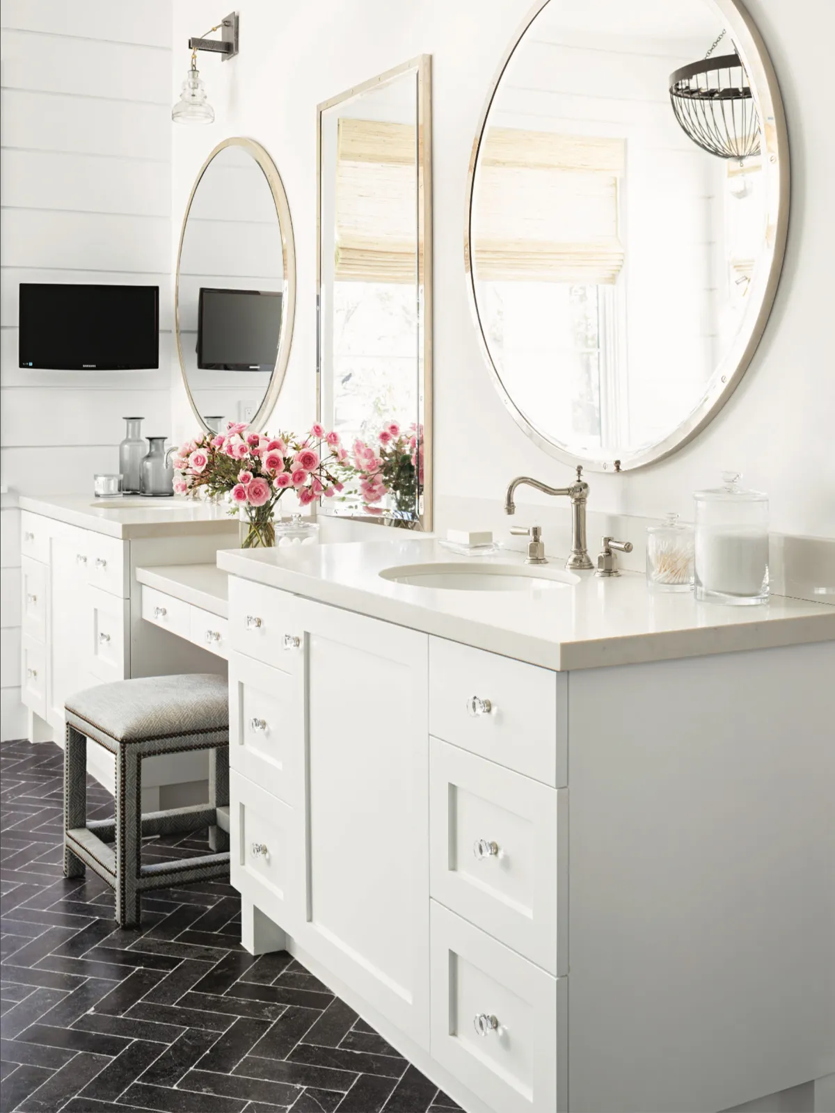 blackband_design_bhg_beautiful_kitchens_baths_flower_streets_mba-04