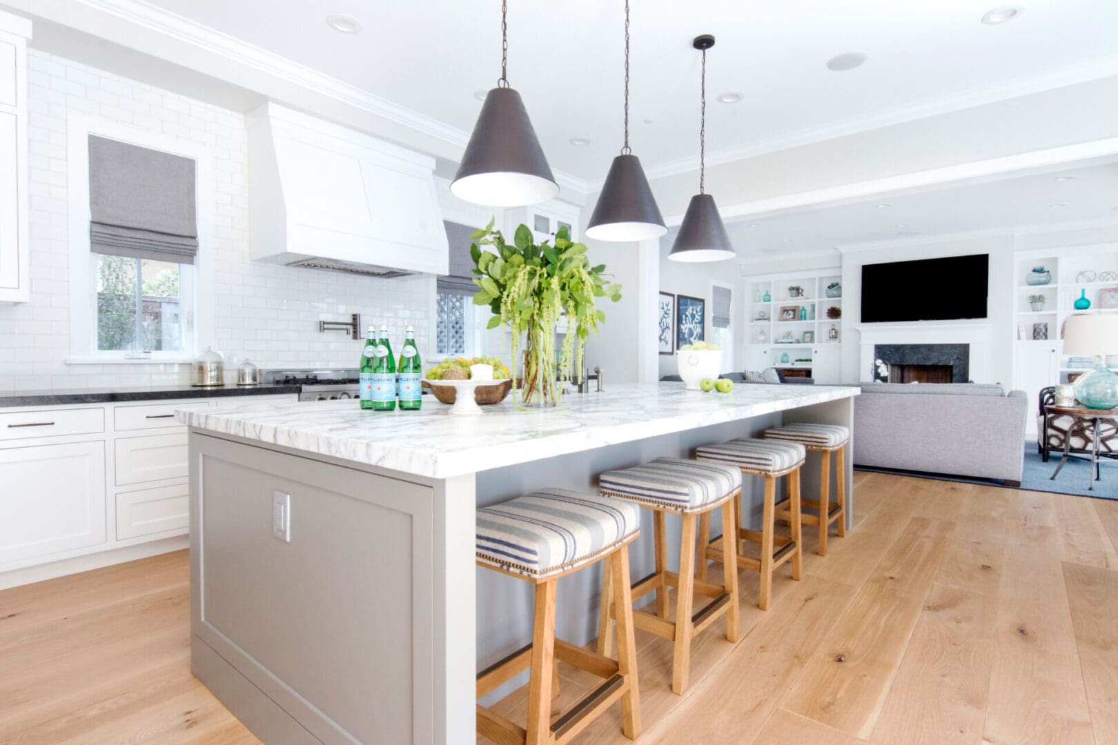 Blackband_design_newport_harbor_kitchen